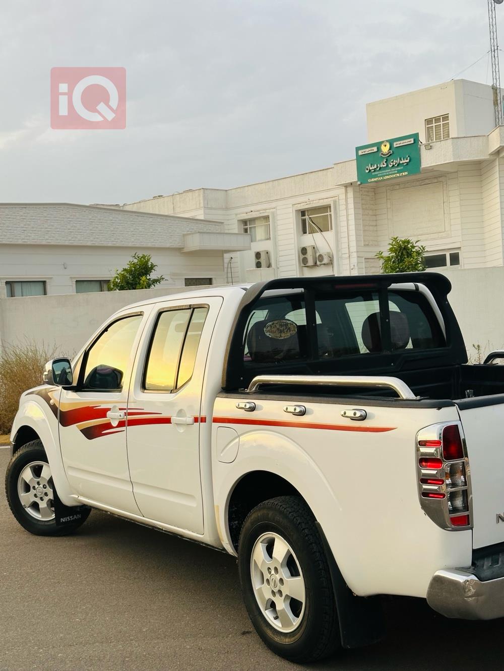 نيسان نافارا